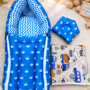 5) 2 in 1 baby sefty bed ( হেড পিলো ও ইউরিন ম্যাট ফ্রী) Blue Crown